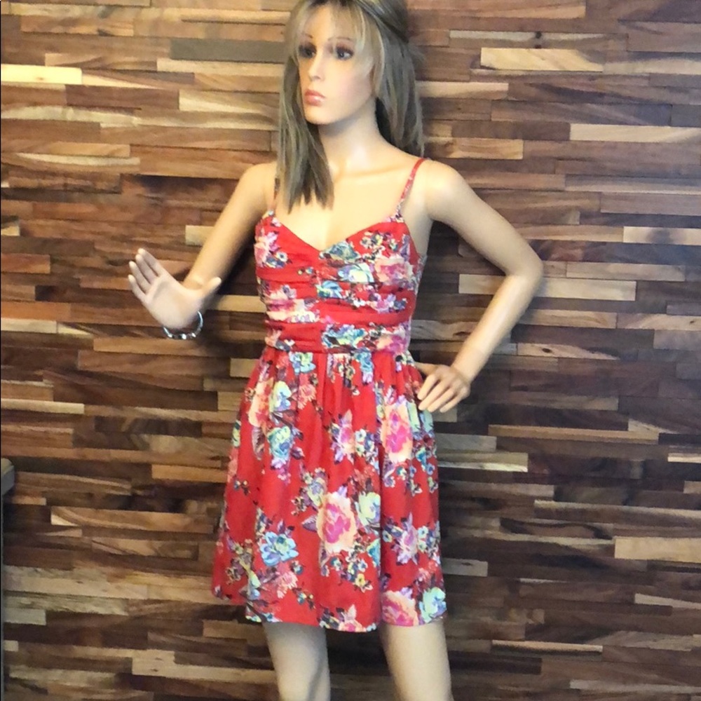 Cute little summer dress. By Roxy Size SP